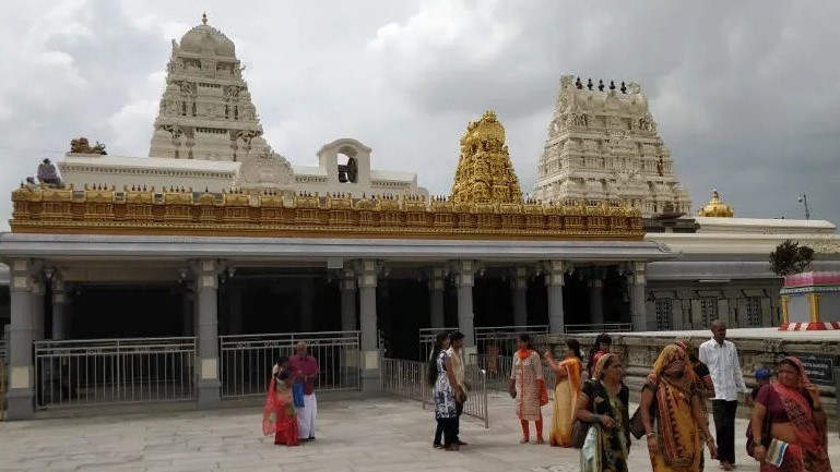 Kanchipuram-temples-Kanchi-Kamakshi